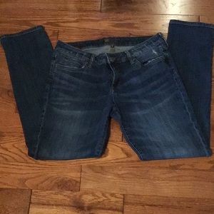 Kut from the Kluth jeans straight leg